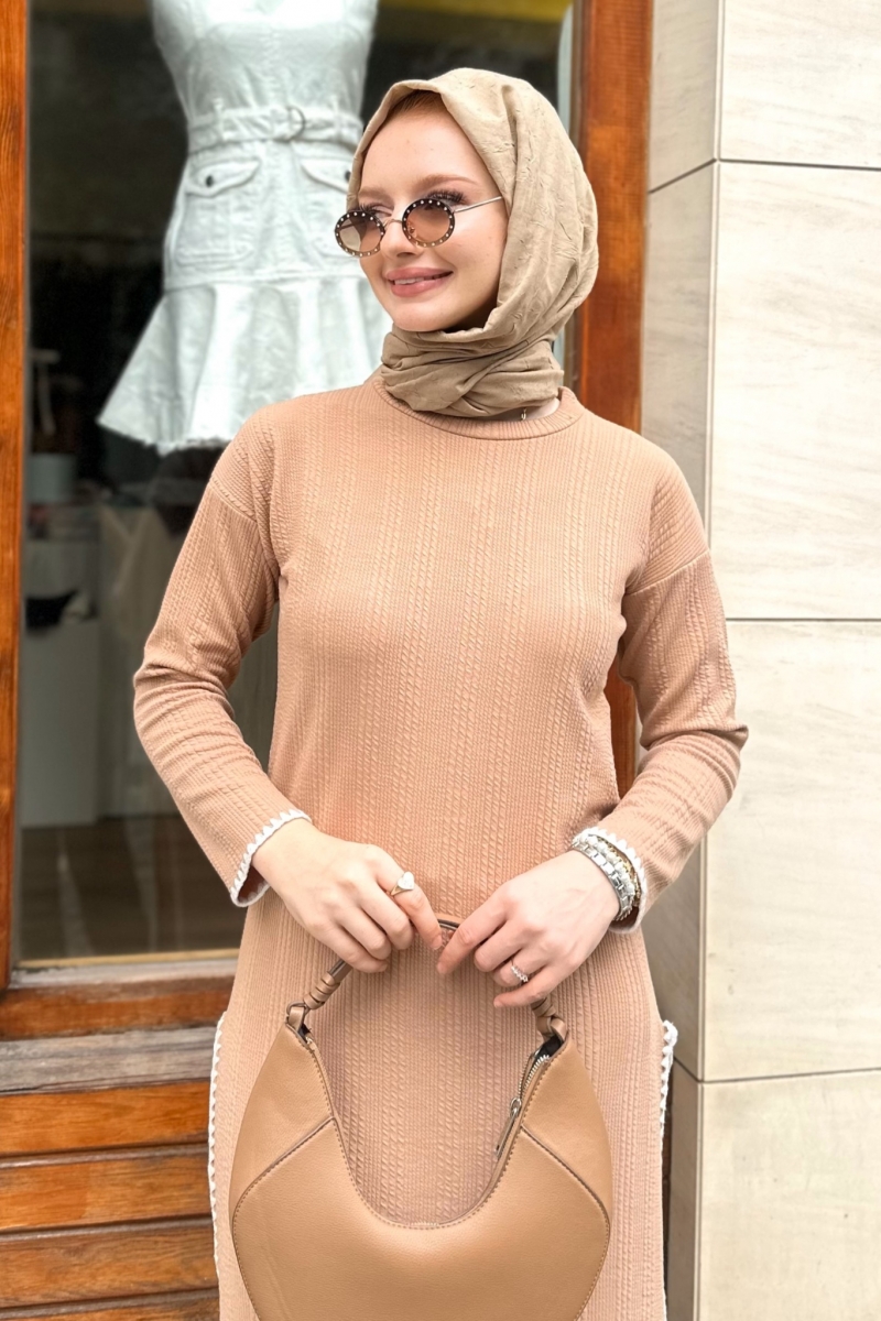 Gema Camel Suit