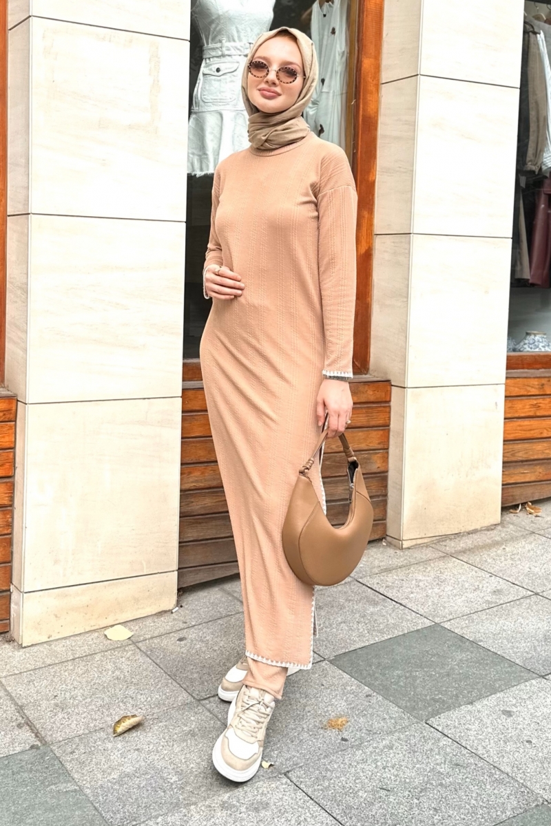 Gema Camel Suit